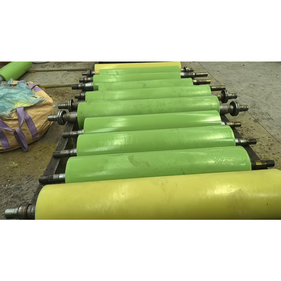 Con lăn bọc PU (Polyurethane) Con lăn bọc PU (Polyurethane)